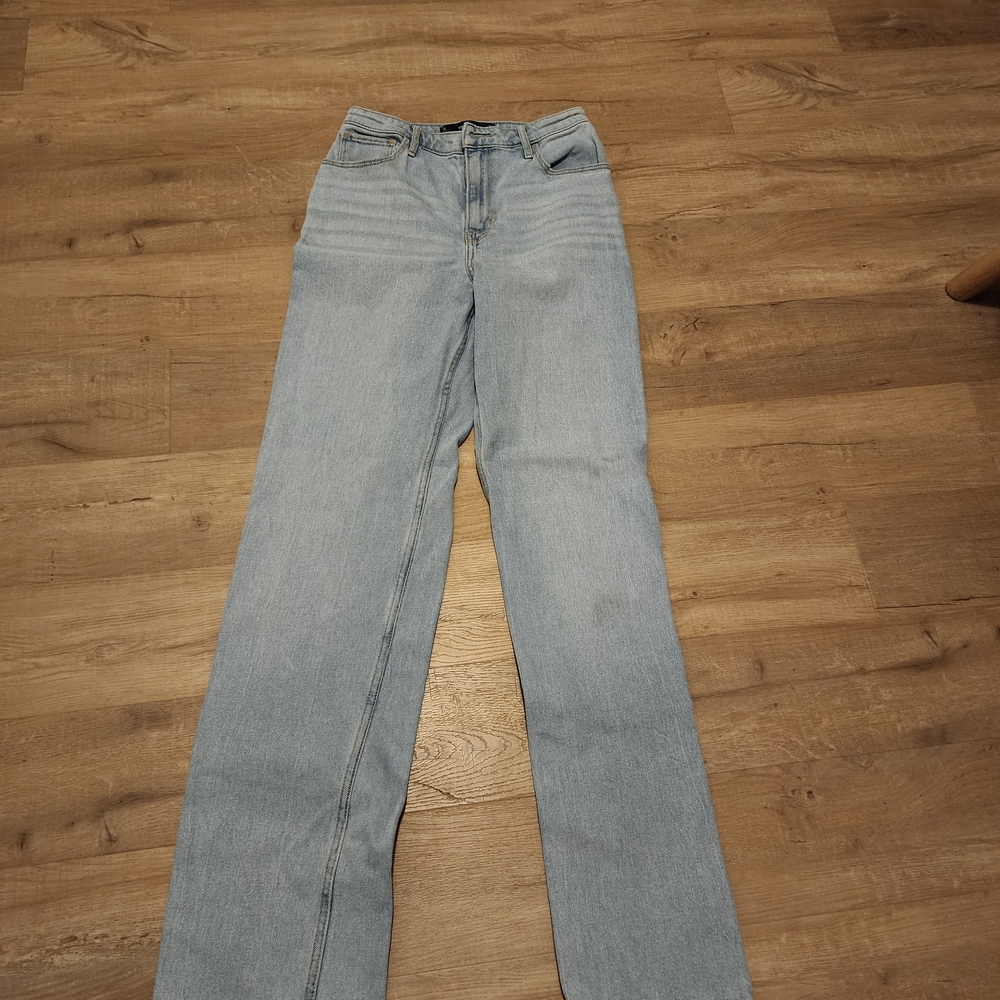 Hollister Juniors Light Blue Straight Leg Jeans Size 7L